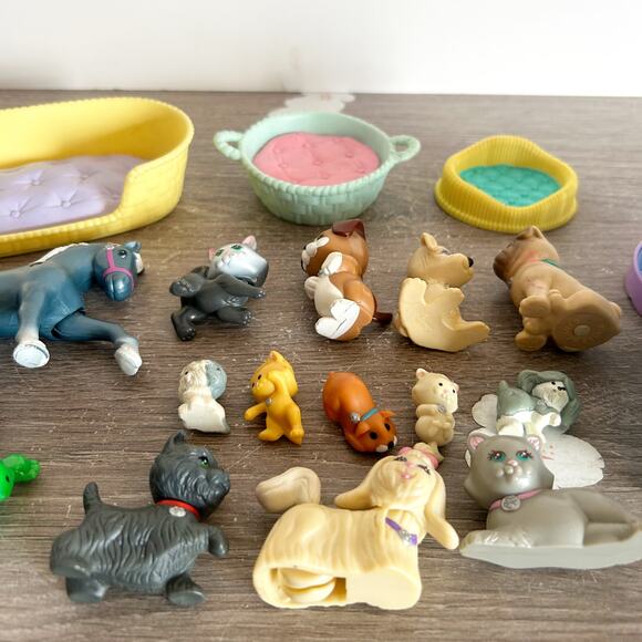 Vintage Littlest Pet Shop Mixed Pets and Accessories Lot Cats Dogs & Pets Kenner - Picture 10 of 10